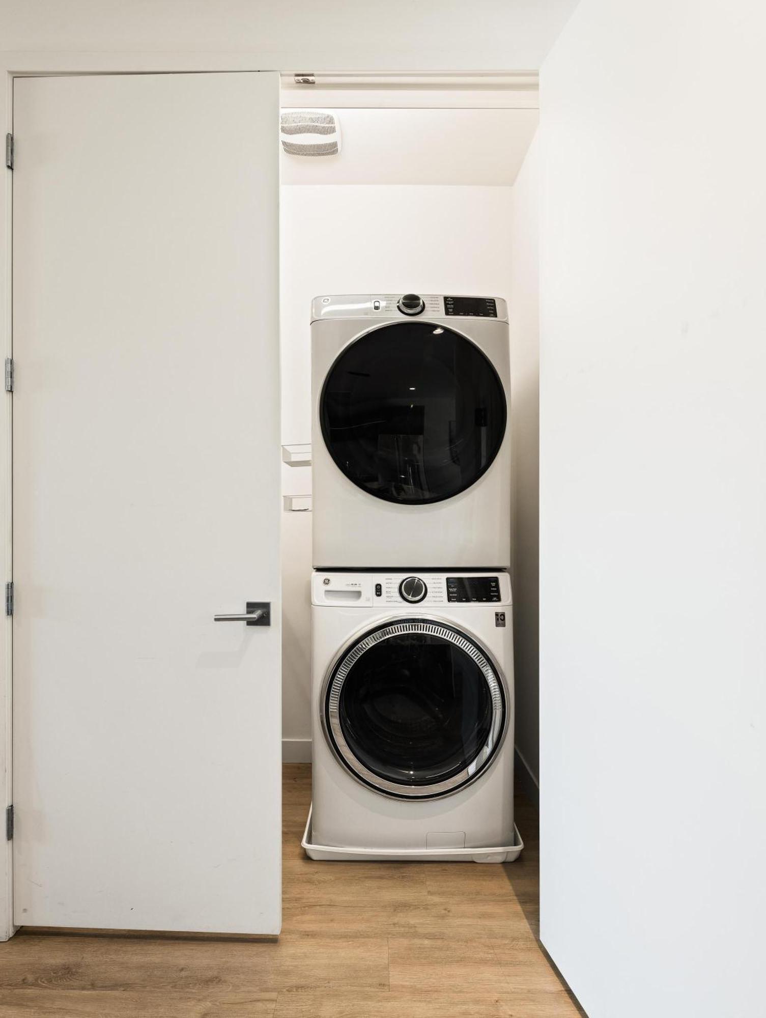 Lafayette - 3 Units - Jacuzzi - Heart Of Old Town