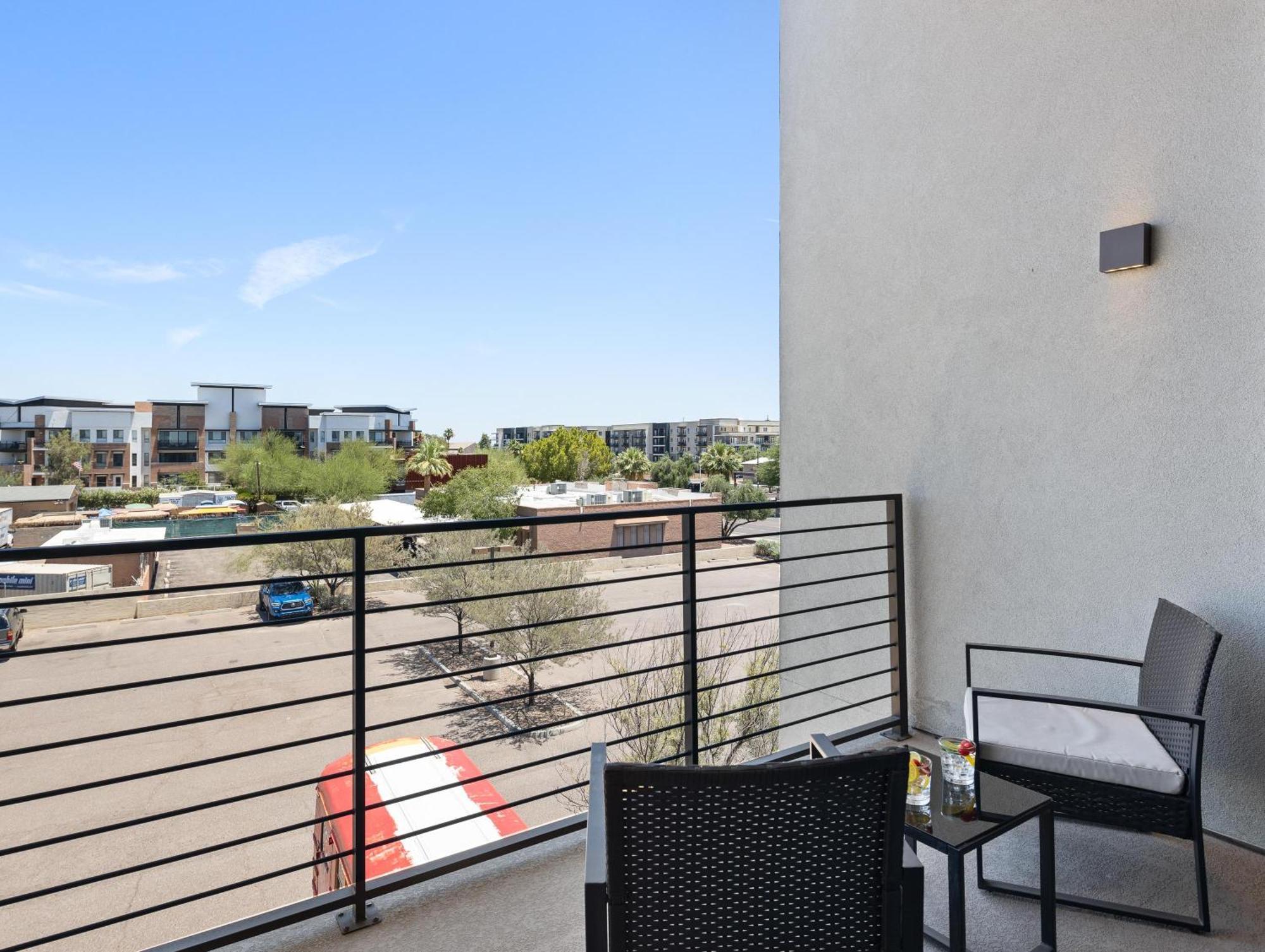 Holiday home Lafayette - 3 Units - Jacuzzi - Heart Of Old Town *